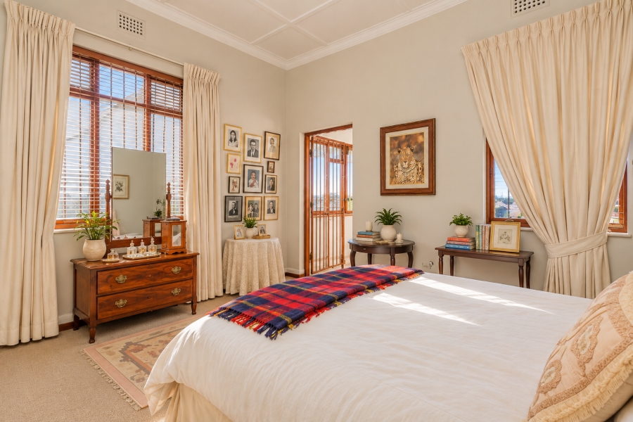 2 Bedroom Property for Sale in Green Point Western Cape